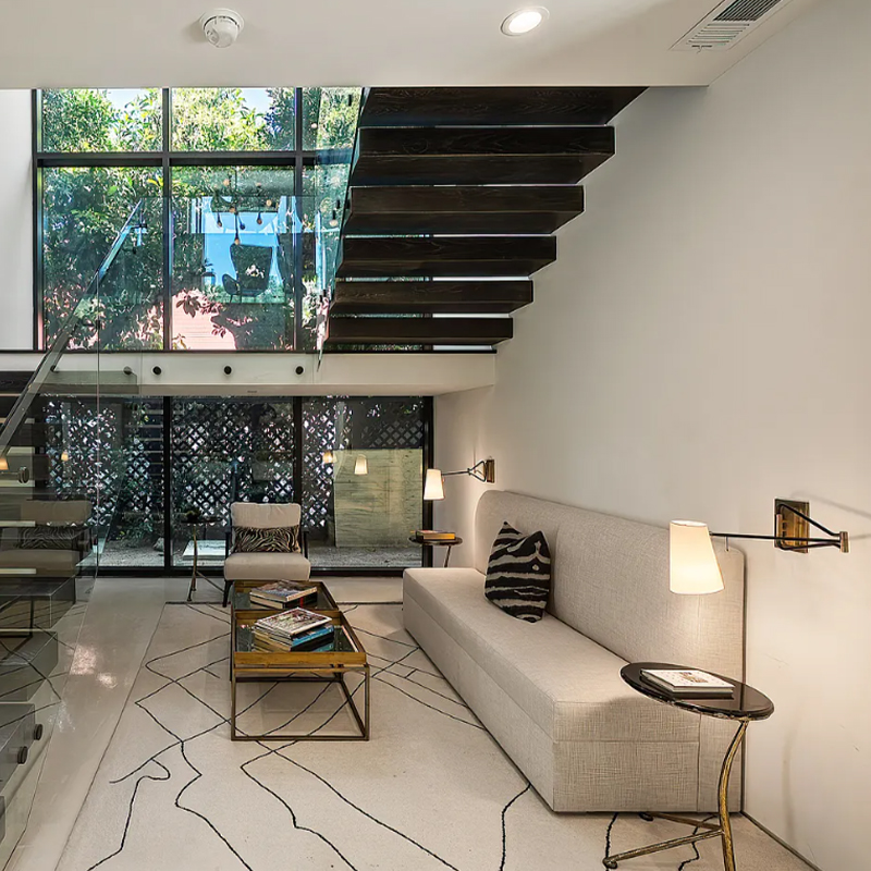 Mobiliario de Salón Premium para Villas con Mármol y Acero vista 4