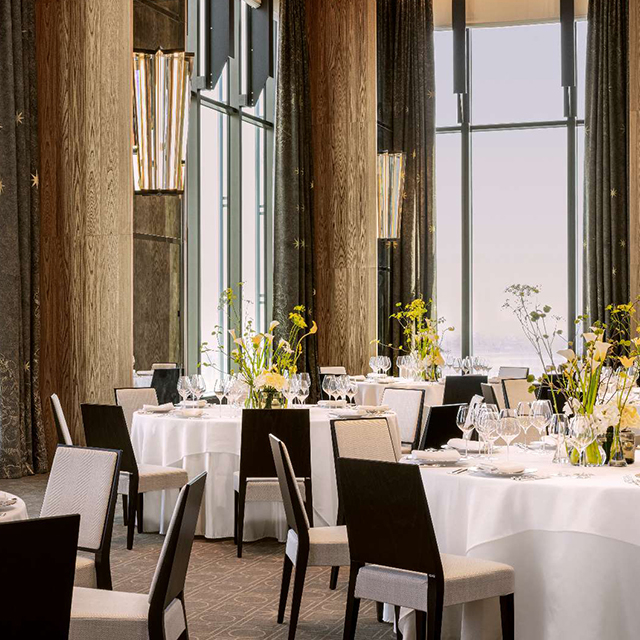 Sistema plegado mesa banquete hotelera